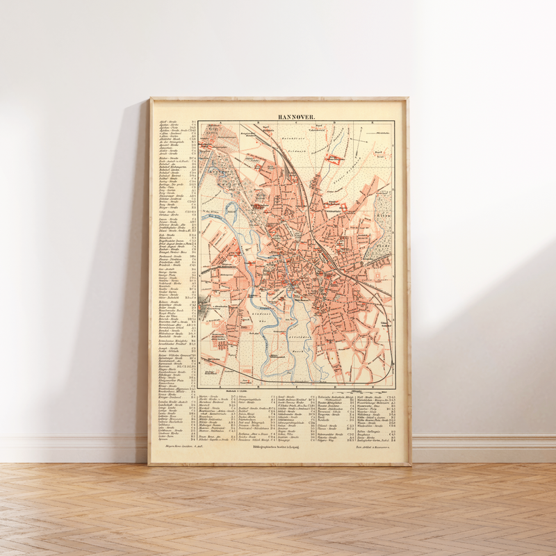 Vintage Poster mit historischen Karten, Flaggen oder nautischen Motiven.