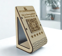 QR-Code-Aufsteller aus Holz mit Google-Bewertungslink – ideal für Ladentheke oder Empfangsbereich, fördert Kundenbewertungen und lokale Sichtbarkeit