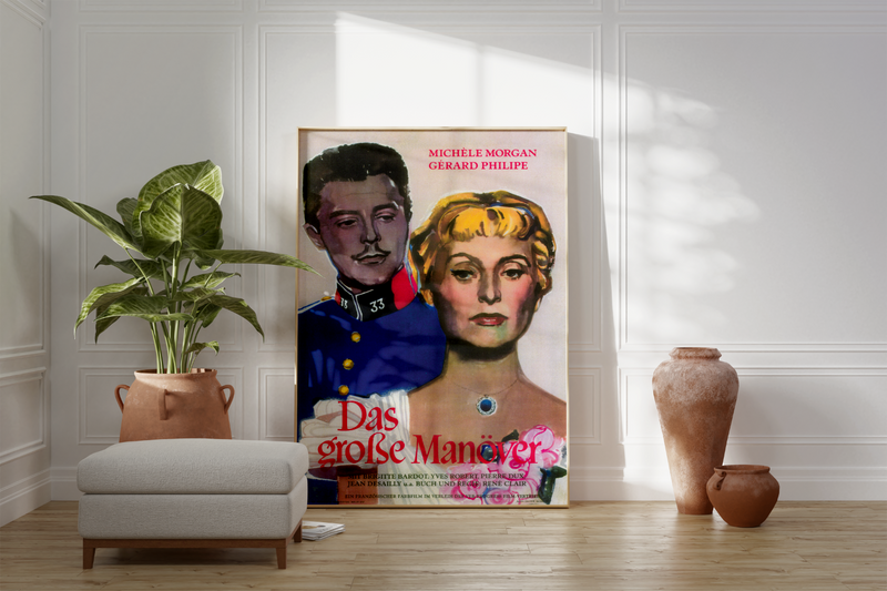 Bei dem Poster handelt es sich um den Nachdruck eines Filmplakates aus der DDR zum französisch-italienischer Film "Das große Manöver". 