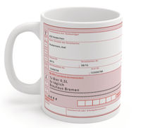 Keramiktasse mit rosa Arztrezept-Design, individuell personalisierbar mit Namen, Rezepttext und weiteren Angaben.