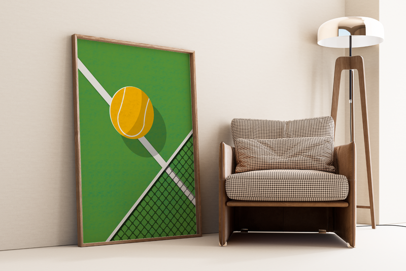 Das minimalistische Tennis Poster zeigt ein Tenniscourt und einen GelbenTennisball. 