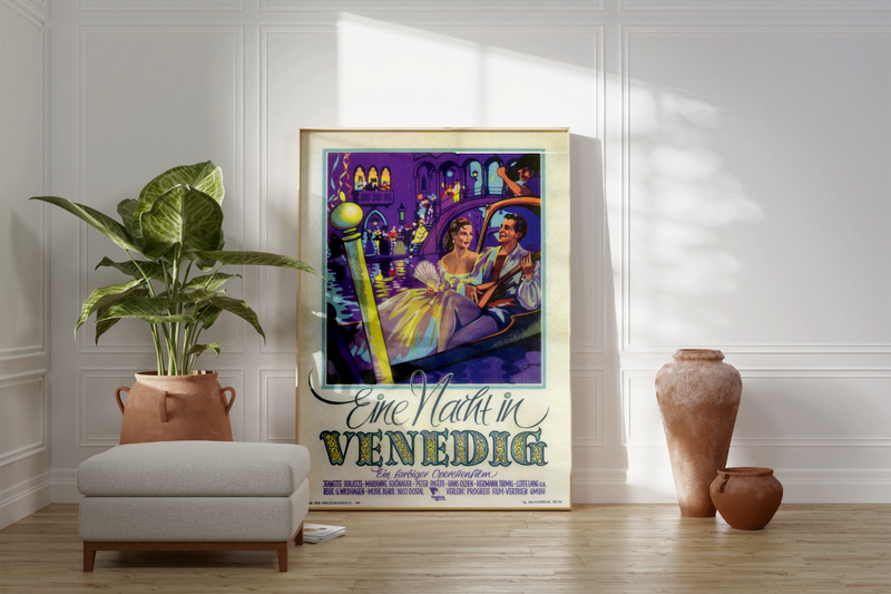 Bei dem Poster handelt es sich um den Nachdruck eines Filmplakates aus der DDR zur österreichischen Filmkomödie "Eine Nacht in Venedig".