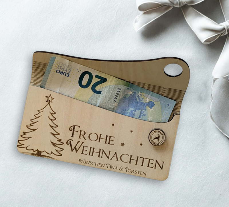 Handgefertigte Weihnachtskarte aus Holz mit festlichem Design, personalisierbar mit Namen & Wunschtext, inklusive Geldfach – ideal für stilvolle Grüße & kreative Geschenke!