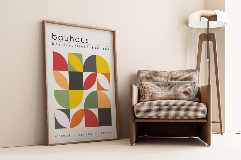 Dieses Bauhaus Poster zeigt dir verschiedenfarbige, für das Bauhaus typische geometrische Formen in unterschiedlichen Farben.