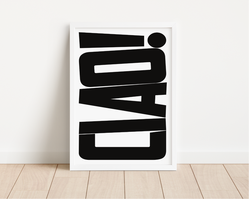 Dieses Poster im minimalistischen Stil zeigt das italienische Wort CIAO. CIAO sagt man in Italien als Begrüßung.