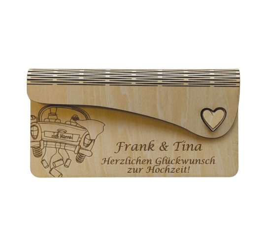 Charmante Holzkarte zur Hochzeit mit Hochzeitsauto, Herz-Ausstanzung & Geldfach – individuell gravierbar, stilvoll, persönlich & ideal für besondere Glückwünsche an das Brautpaar.