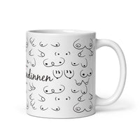 Die personalisierbare Tasse für deine beste Freundin zeigt unterschiedliche Formen von Brüsten und das Wort Busenfreundinnen. 