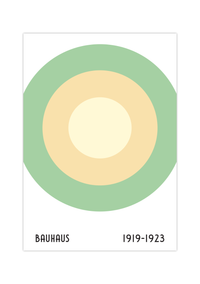 Dieses Bauhaus Poster zeigt dir drei Kreise in unterschiedlichen Farben. Das Poster ist einem Ausstellungsplakat von 1919 nachempfunden, ist so aber nie erschienen.