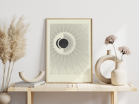 Das Poster zeigt dir einen Blick in den Himmel, mit dem Halbmond (inklusive Sterne innerhalb) und der Sonne. 