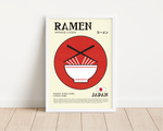 Dieses zeitgenössische Poster zeigt japanische Ramen-Nudeln, mit den Schriftzeichen für Ramen, der japanischen Flagge und eine kurze Erläuterung, was Ramen ist. 
