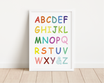 Das Poster zeigt das ABC/Alphabet für das Kinderzimmer. 