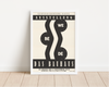 Das Bauhaus Poster zeigt dir minimalistisch dargestelltes grafisches Plakat einer fiktionalen Ausstellung in Basel. 