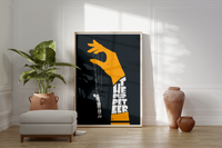 Dieses Poster zeigt ein fiktives Theaterplakat mit einer Hand, die mit einer Puppe spielt. 