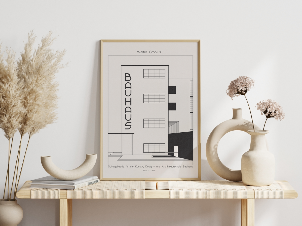 Dieses Bauhaus Poster zeigt dir eine Darstellung des Schulgebäude für die Kunst-, Design- und Architekturschule Bauhaus in Schwarz und Weiß,