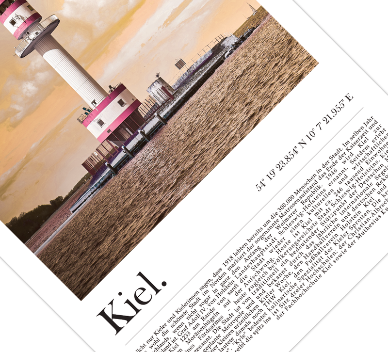Dieses tolle Poster zeigt dir den Leuchtturm der Landeshauptstadt Kiel der in der Ostsee im Bereich der Kieler Außenförde steht. 
