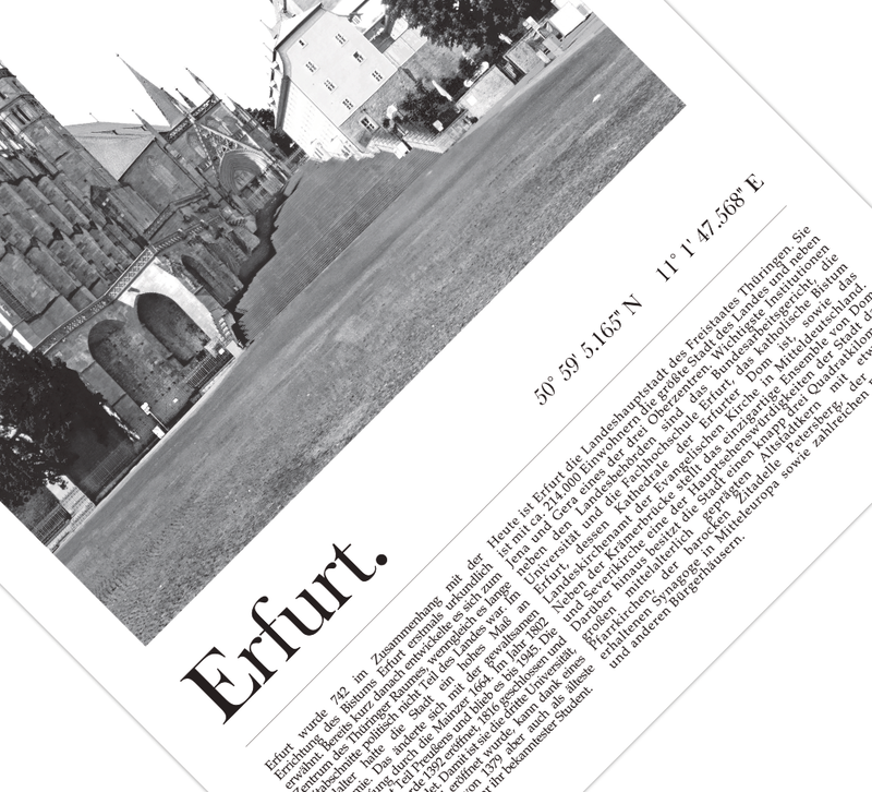 Dieses Poster zeigt dir in Schwarz Weiß eine Fotografie des Doms der Landeshauptstadt Erfurt in Thüringen. 