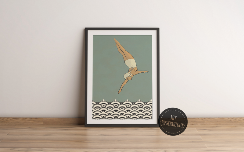 Dieses maritime Poster zeigt eine Turmspringerin in alter Badekleidung die einen Sprung in das Meer macht.