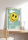 Dieses Poster zeigt im modernen Stil ein gelbes Smiley Gesicht mit grünen Quadraten im Hintergrund. Die perfekte Wanddeko für moderne Einrichtungsstile,